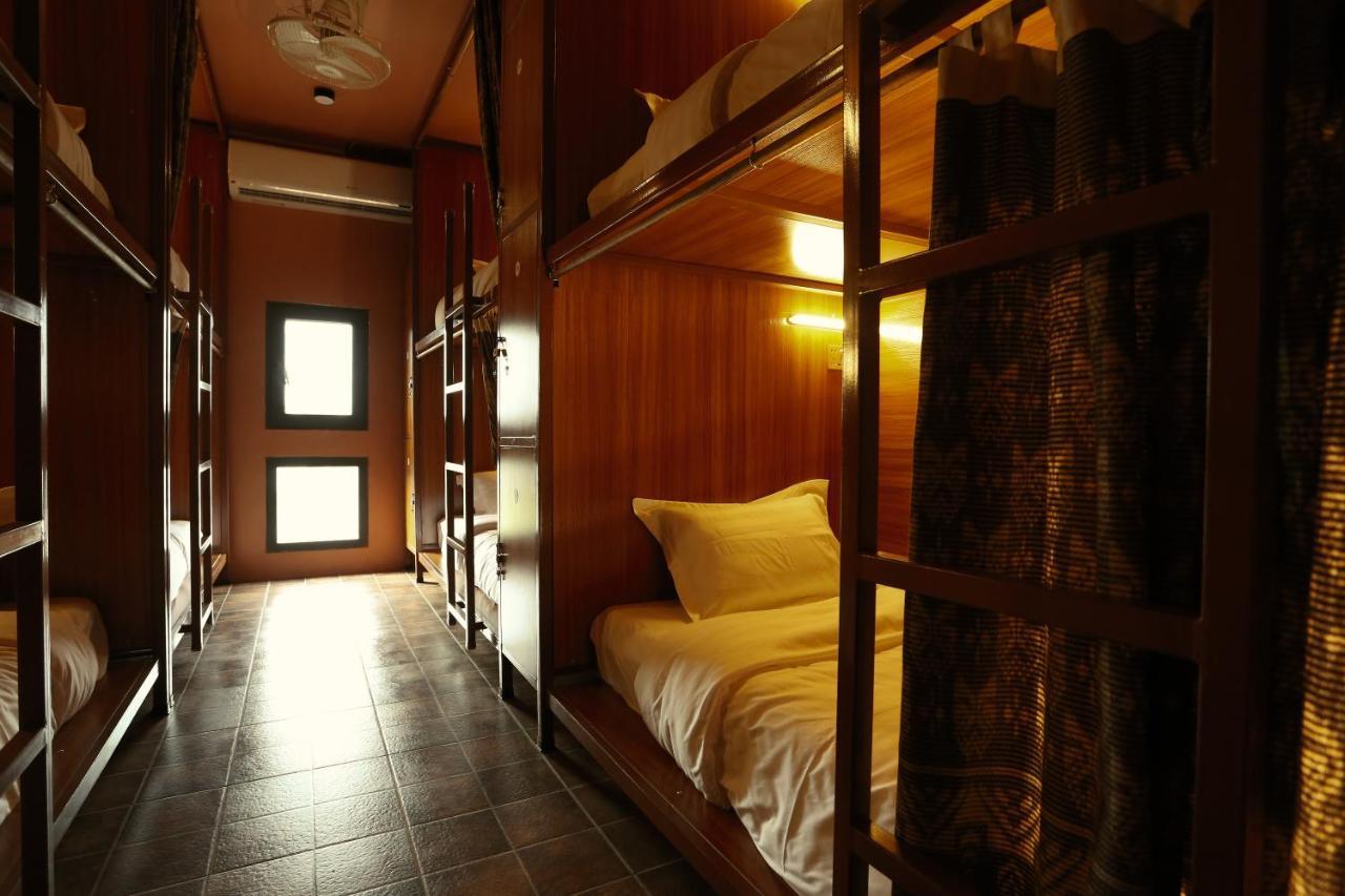 House Of Jars Hostel Viêng Chăn Ngoại thất bức ảnh